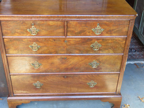 George 111 mahogany chest of drawers
